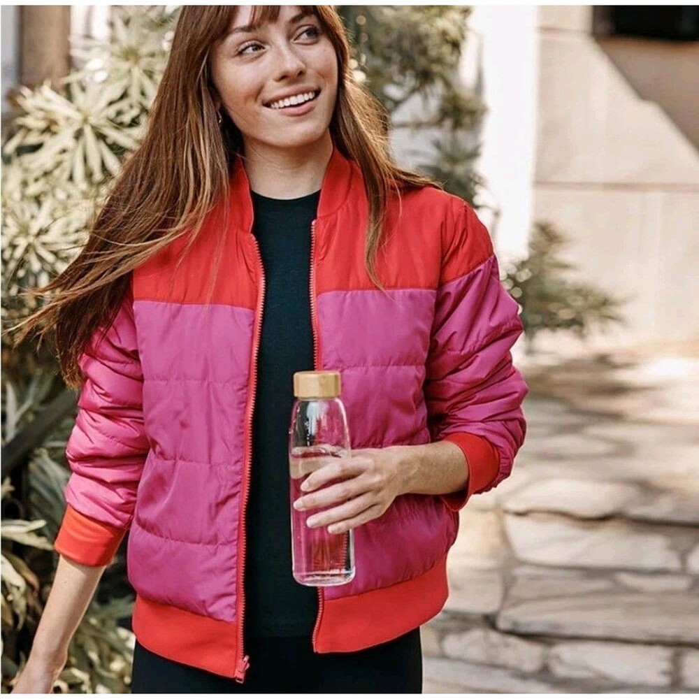 Summersalt Reversible Packable Puffer jacket Lava & Hibiscus Small Color block